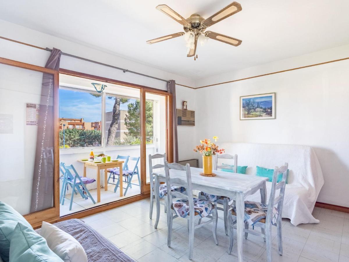 Daire Et Soleil I-3 By Interhome La Favière